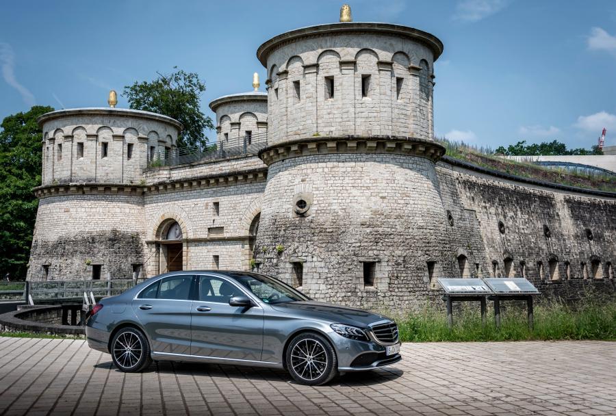  Mercedes-Benz C200 (W205) 2018 года  (WW) (фото 24 из 34)